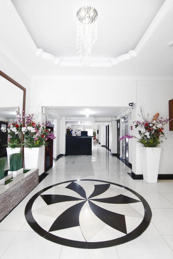 Hotel Flor De Liz Guayaquil Bagian luar foto