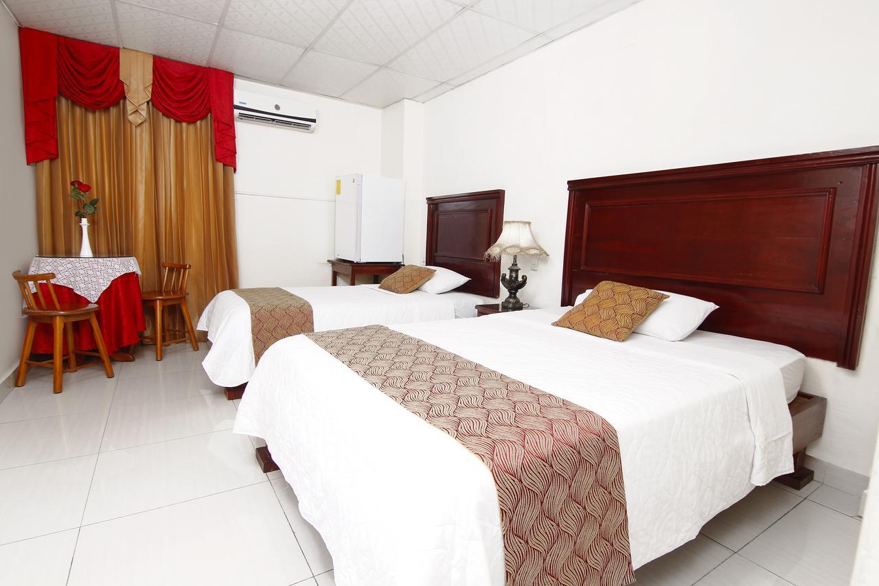 Hotel Flor De Liz Guayaquil Bagian luar foto